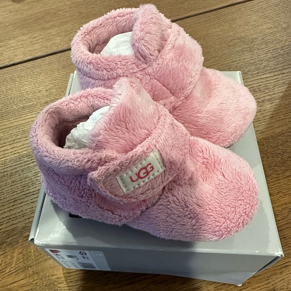 Ugg Bixbee booties - Picture 1 of 3